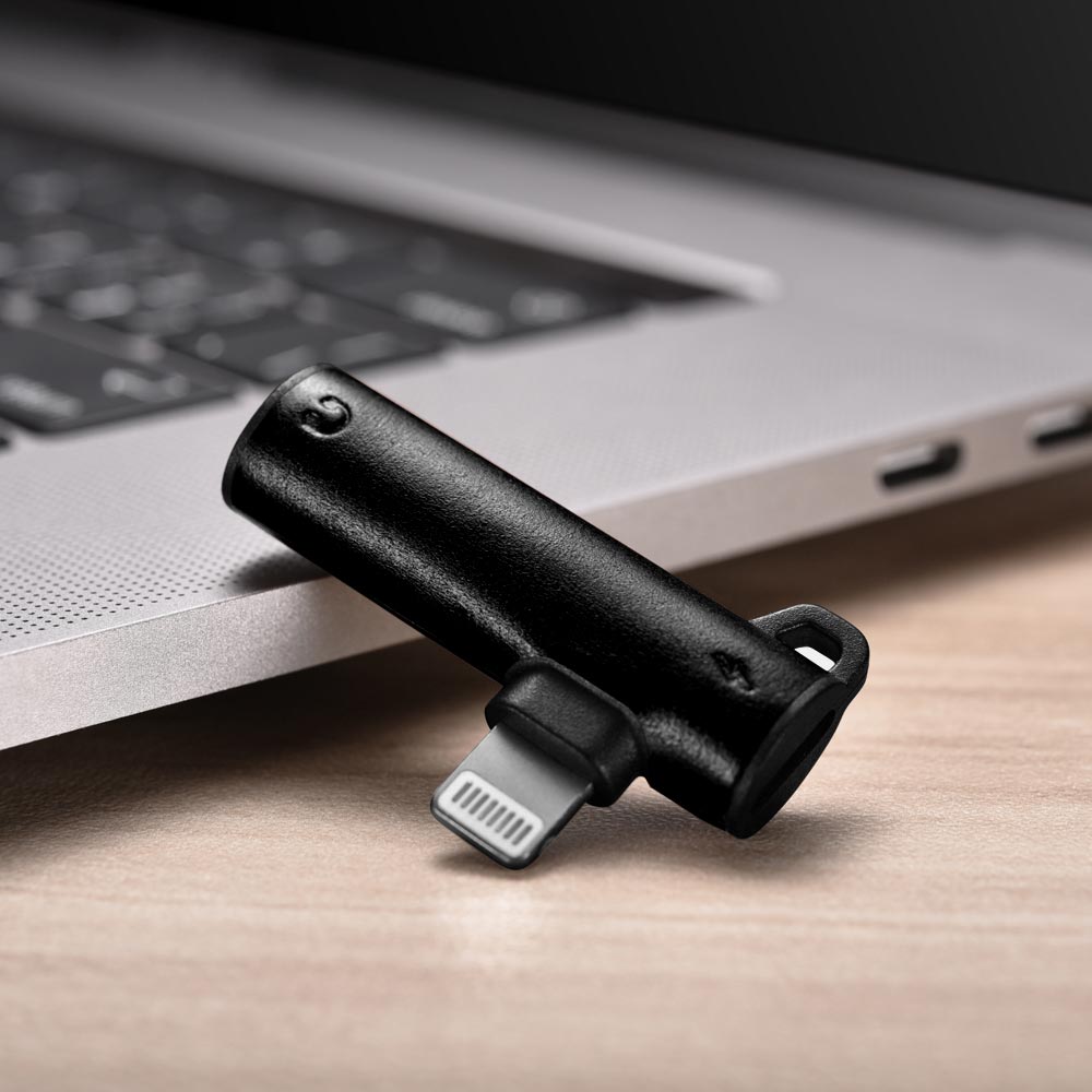 3.5mm and Lightning Dual 2 in 1 Splitter Adapter for Headphone